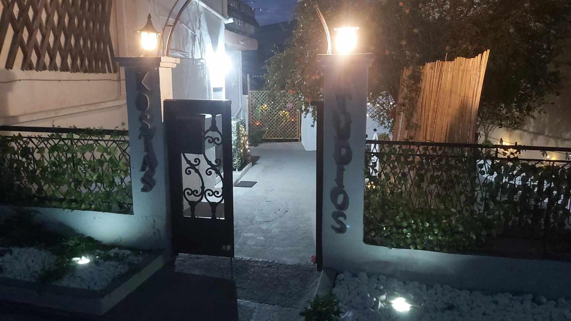 Kostas Studios Apartments - Ενοικιαζόμενα Δωμάτια Με Κουζινάκι Мирина Экстерьер фото